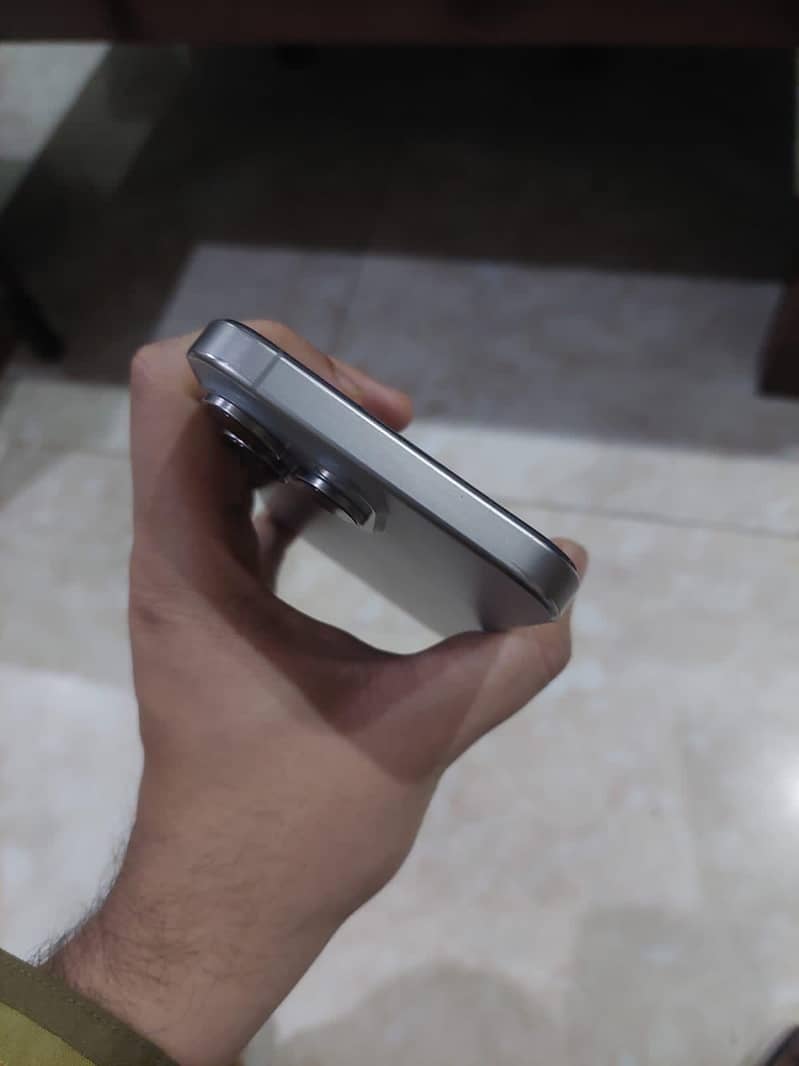 iphone 15 pro max 1