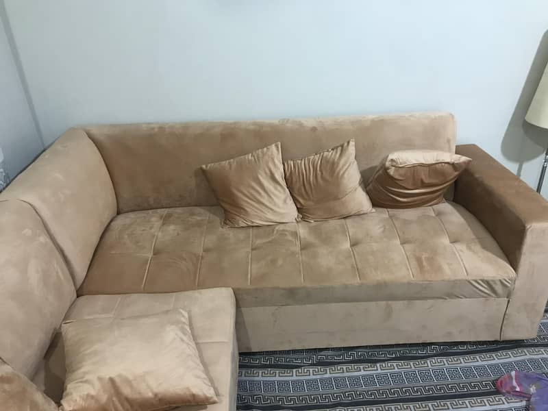 L_Shaped sofa set 1
