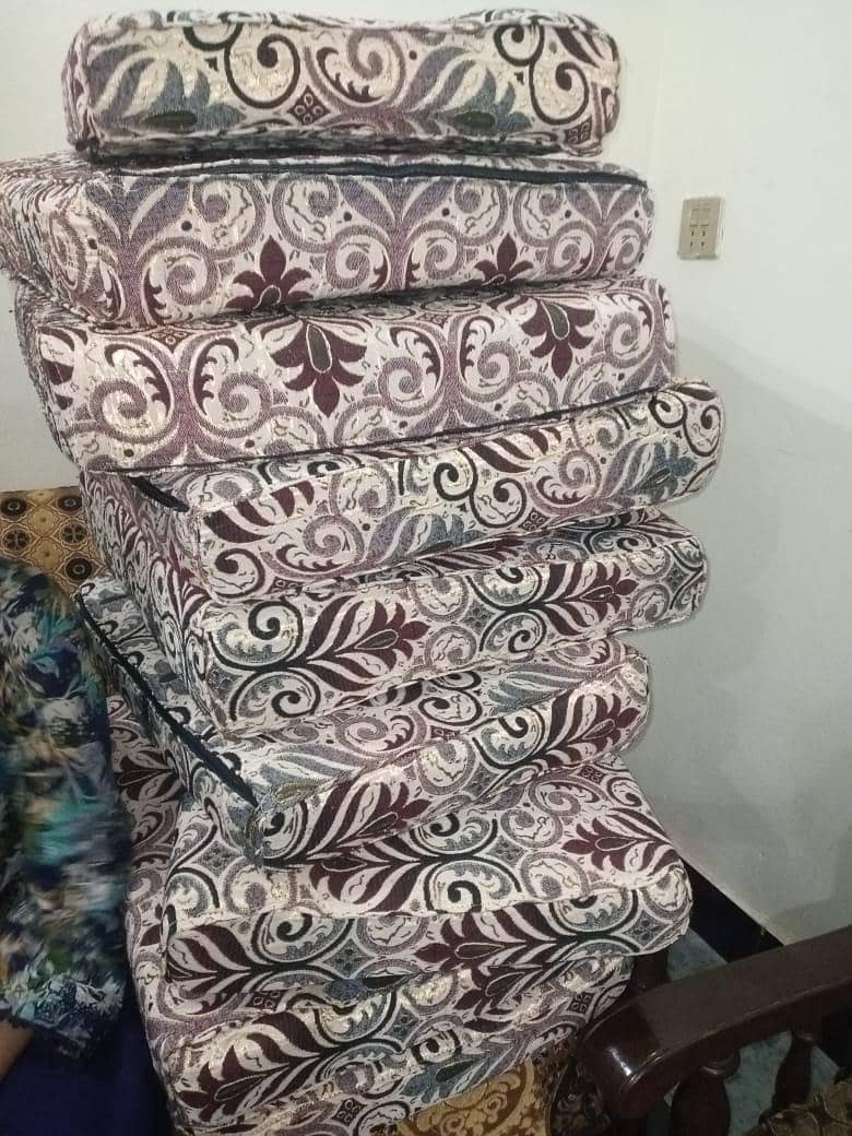 sofa cushions only 1