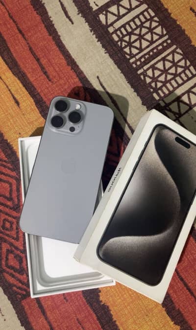 Iphone 15 pro max factory with box