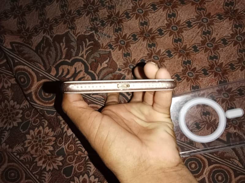 Apple iPhone 8 Plus 6
