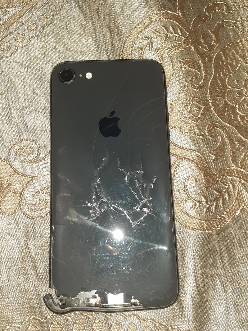 Apple iPhone 8 0
