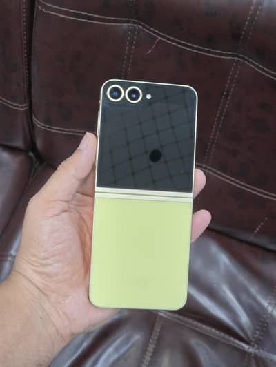 Samsung Z Flip 6  12/256 Non PTA 10/10