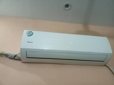 Gree 1.5 ton split ac