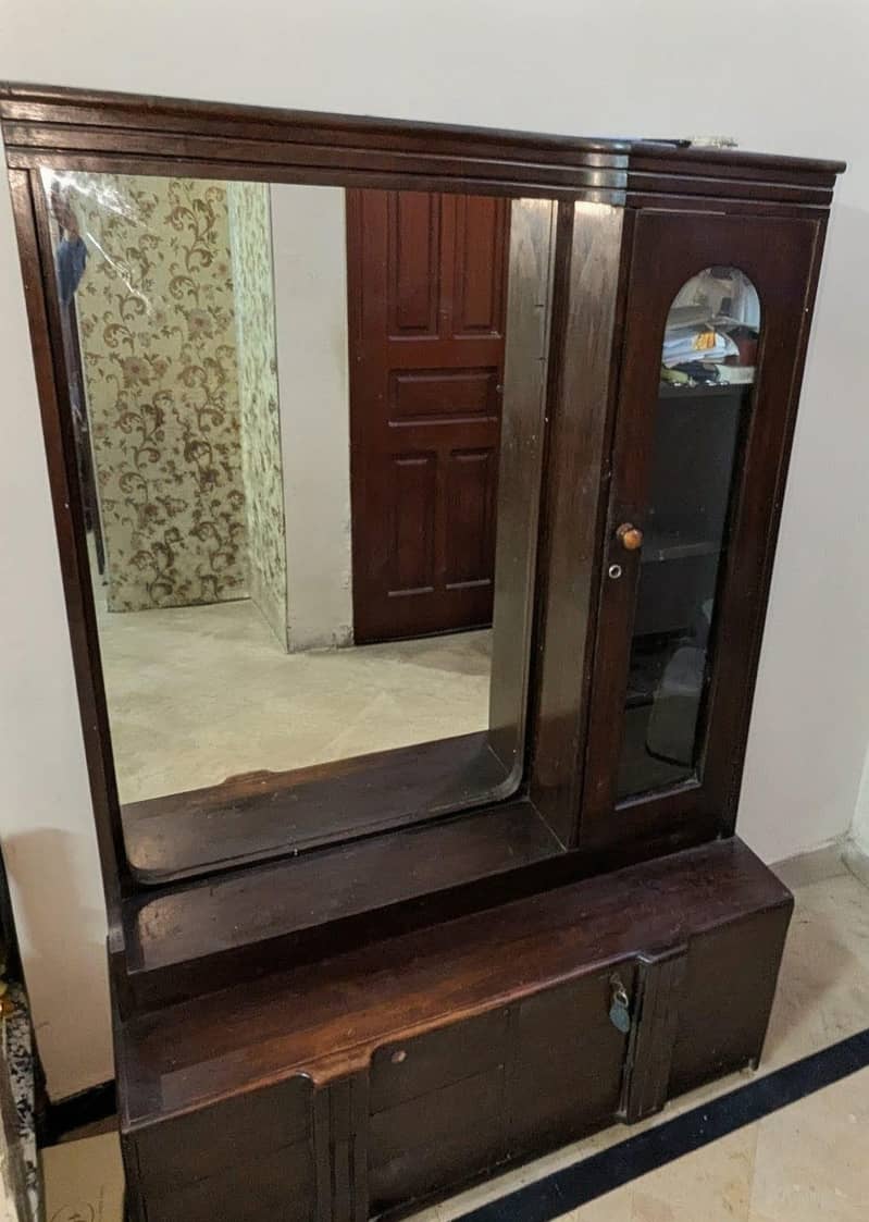 dressing table 0
