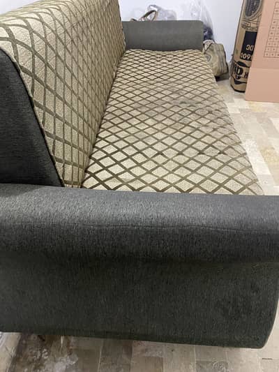 Sofa come bad in good condition used