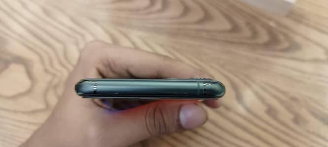 I phone 11 pro 256 gb Not pta Factory unlock 10/10 condition