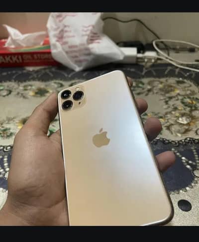 IPHONE 11 PRO MAX EXCHANGE POSSIBLE