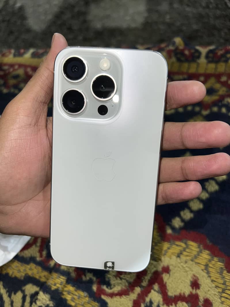 Iphone 15 pro 2