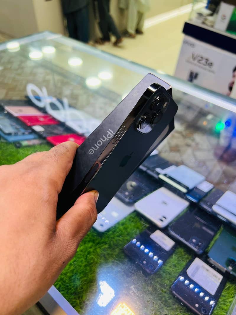 iphone 13 Pro 3