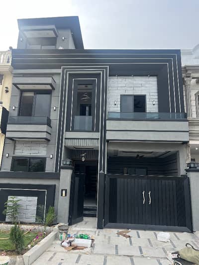 5 Marla Beautiful House For Sale in City Housing Sialkot Prime Location
