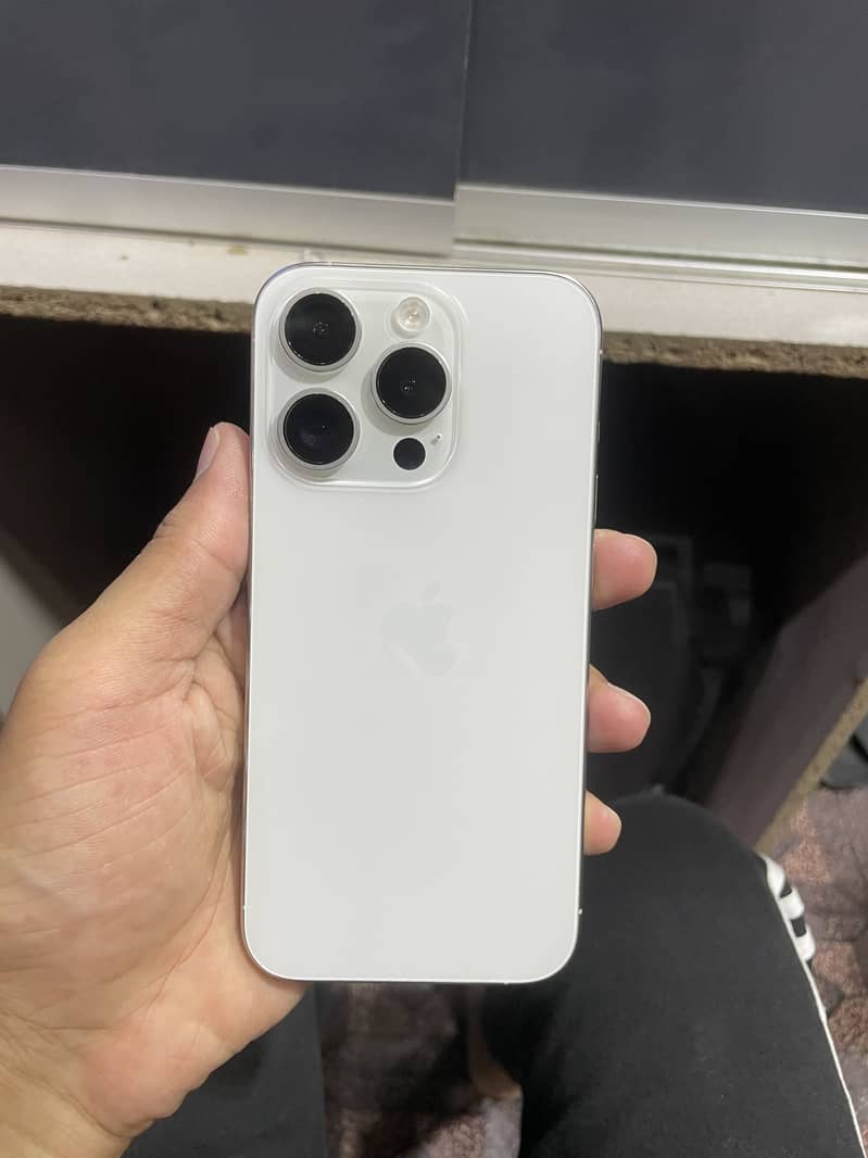 Iphone 15 pro 0