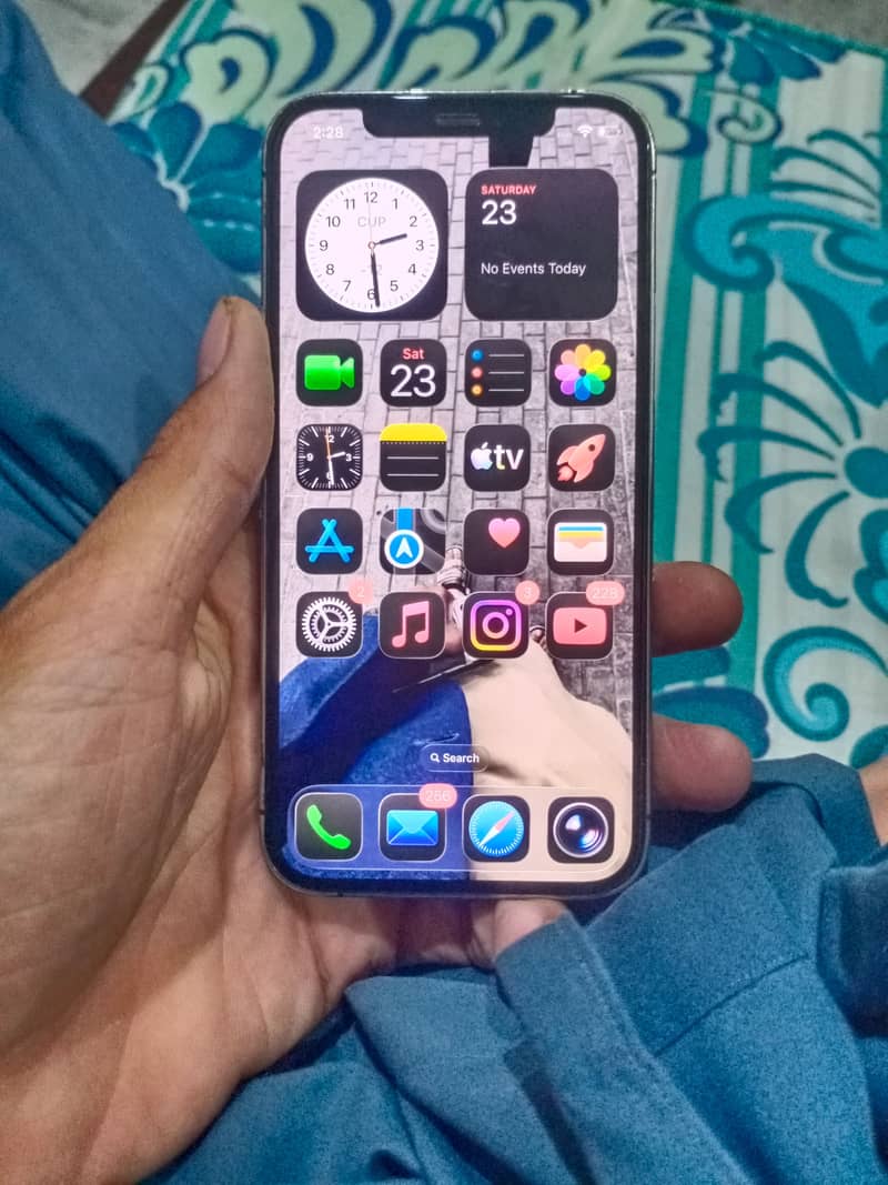 IPhone 12 Pro 4