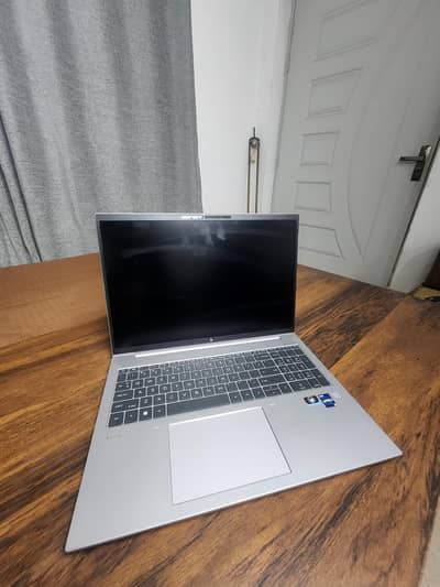 HP Zbook Firefly 16 G10 Intel Core i7 13th Gen V-Pro 16/512 GB