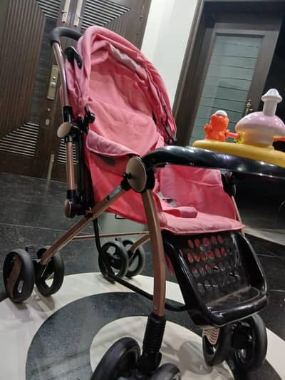spacious  pram for new born to 5 years  condition very good