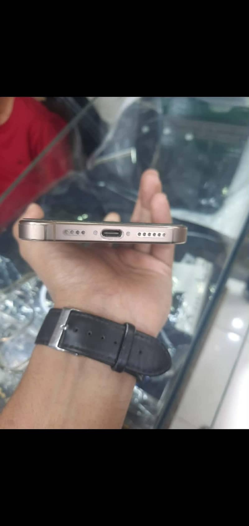 iphone 16 pro max 2