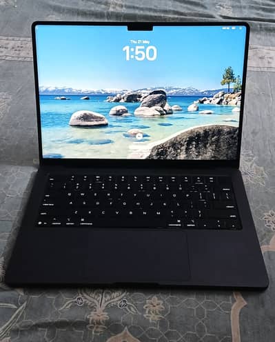 Macbook pro 14 m5