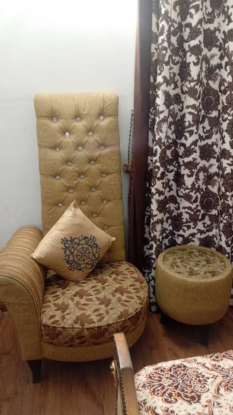 single side table with round table 5