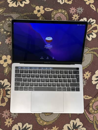 Apple MacBook Pro 2016 | 500GB Storage |Touchbar | 10/10 Condition