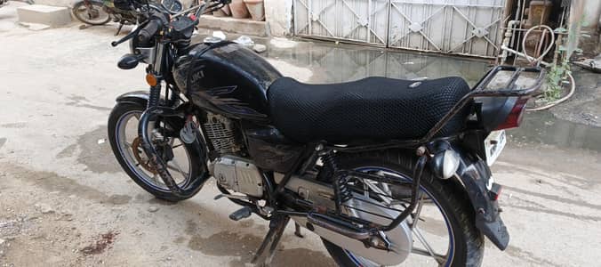 suzuki gs 150 special edition