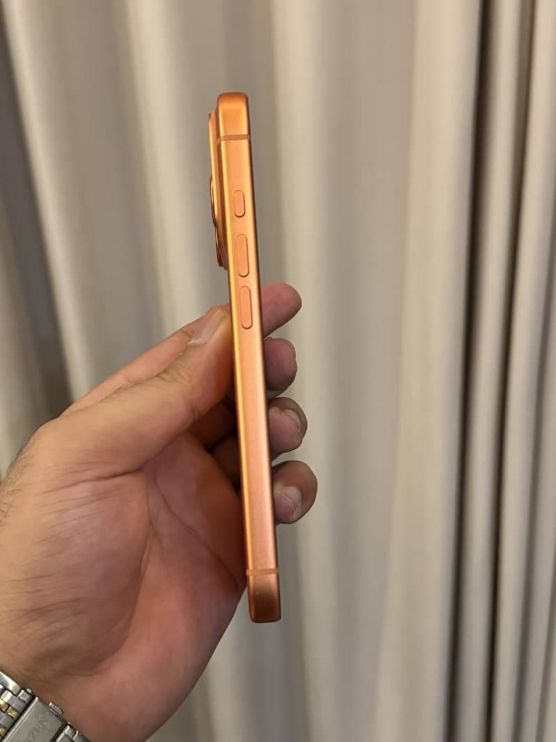 Iphone 17 pro 4