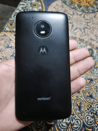 moto e4