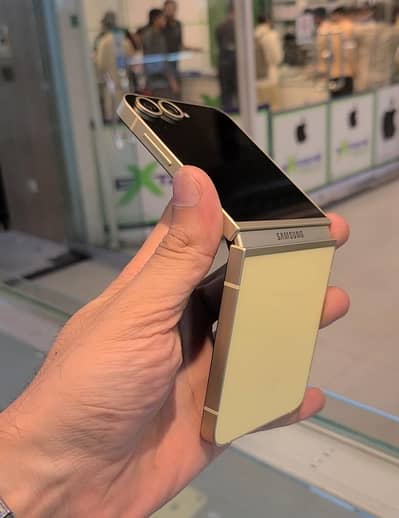 Z Flep 6 zero zero PC Available in cheapest price