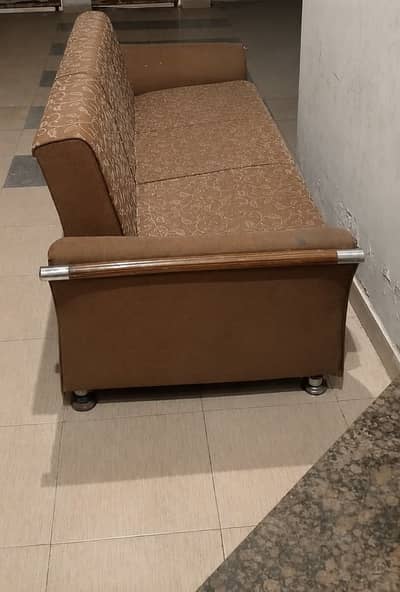 Sofa cumbed