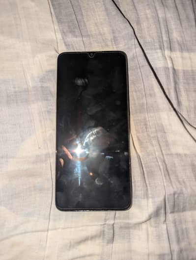 oppo f17 8+8 128/gb good condition 10/9