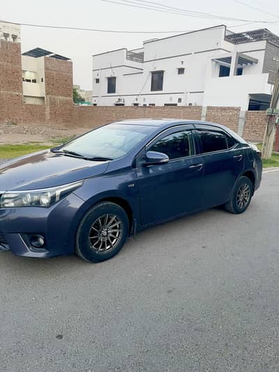 I am Selling My Toyta Corolla GLI 2015 Model Automatic