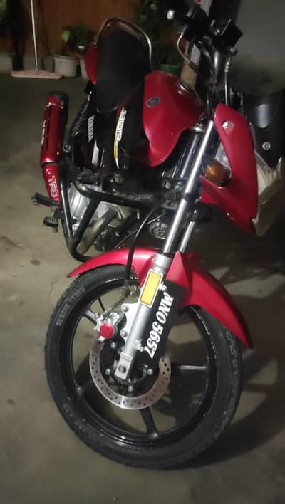 YAMhA YBR 2019  modil  10 by 10 270000  l