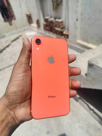 iphone xr Factory unlocked