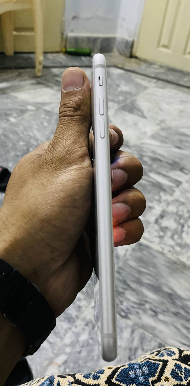 Apple iPhone 8 Plus 5