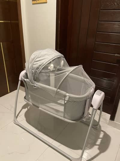 Baby Electric Swing Bassinet