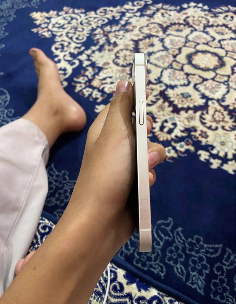 iphone 13 4