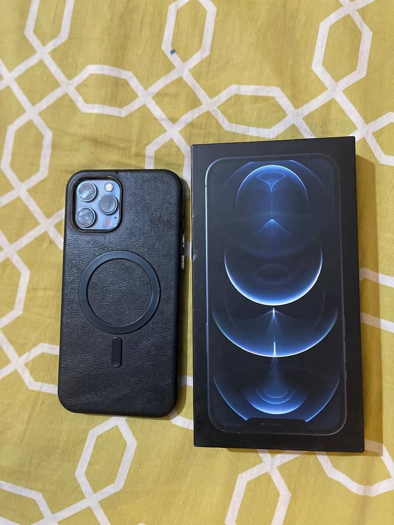 iphone 12 pro max 1