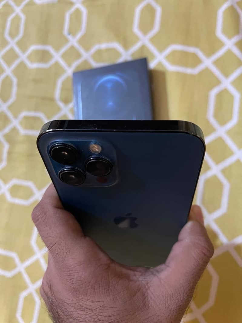 iphone 12 pro max 6