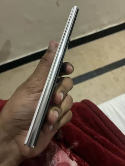 Samsung Mobile S22 Ultra