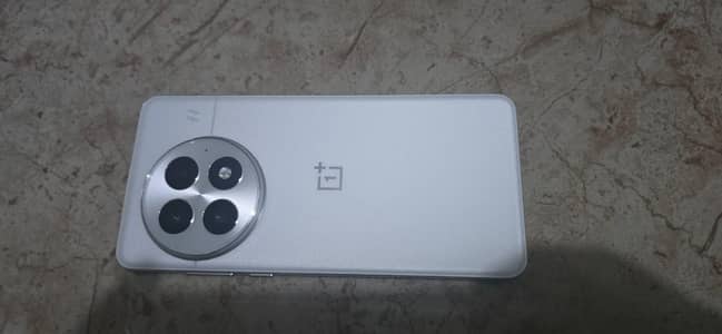 OnePlus 13 24gb/1TB