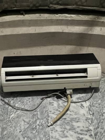 Haier 1 Ton AC – Excellent Cooling – Complete Working Condition