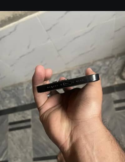 iphone 15 pro jv 128  with original 30W charger