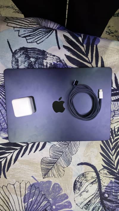 Macbook M4 Air | 24 GB | 512 GB