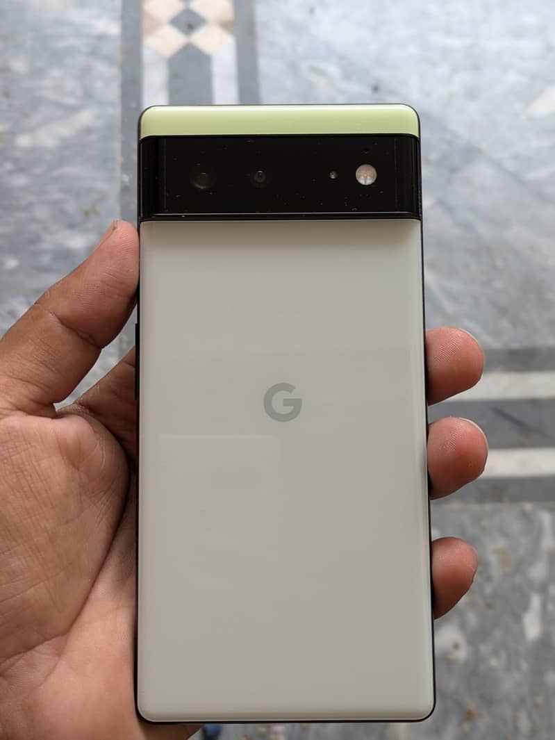 Google Pixel 6 4