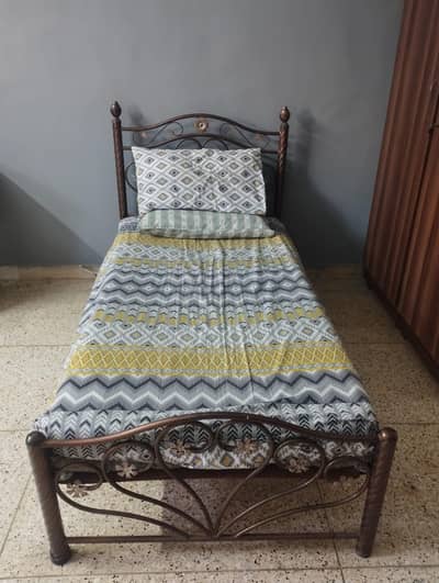 Single Iron Bed with Mattress