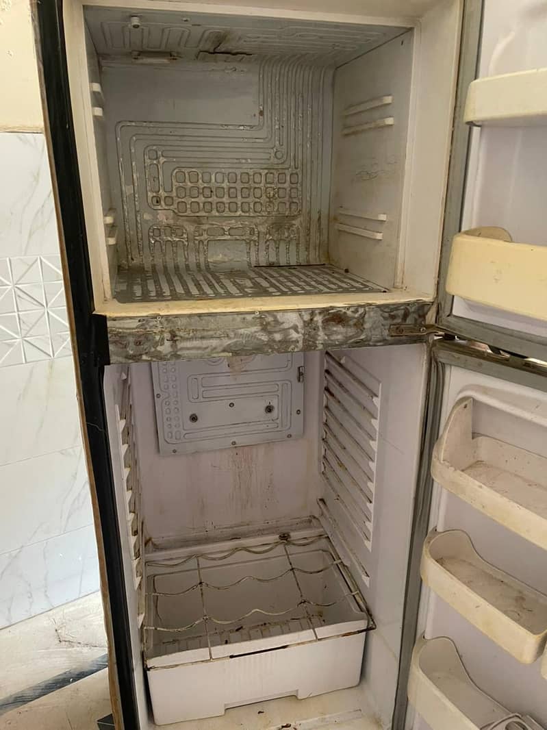 refrigerator 5