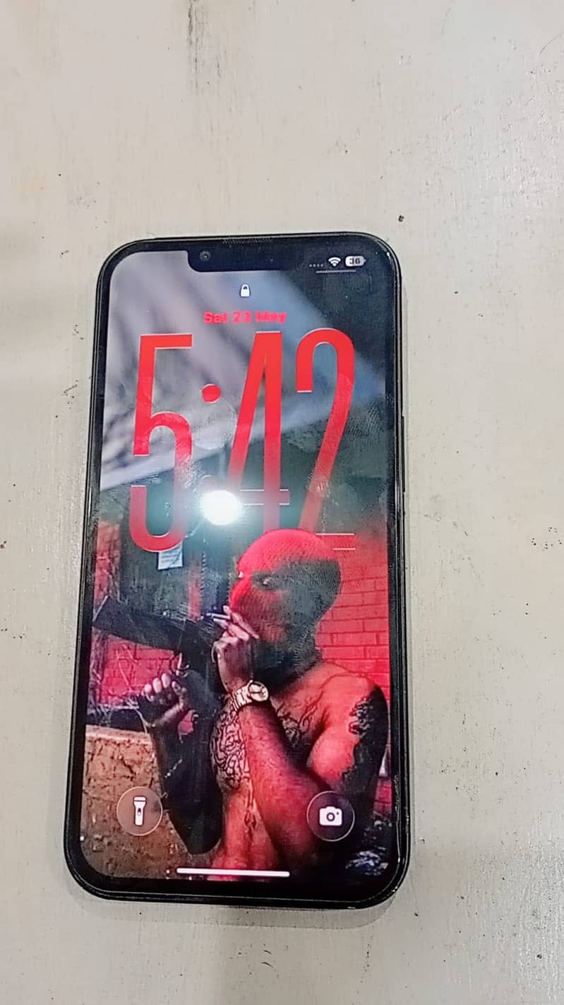 Apple iPhone 13 1