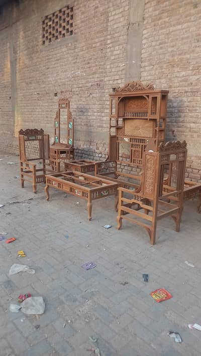New antique furniture saagwan barmatic wood available
