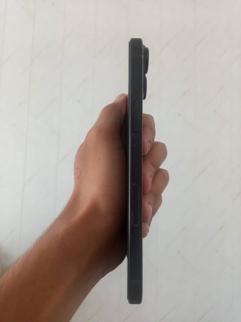 IPHONE 15 PLUS 1