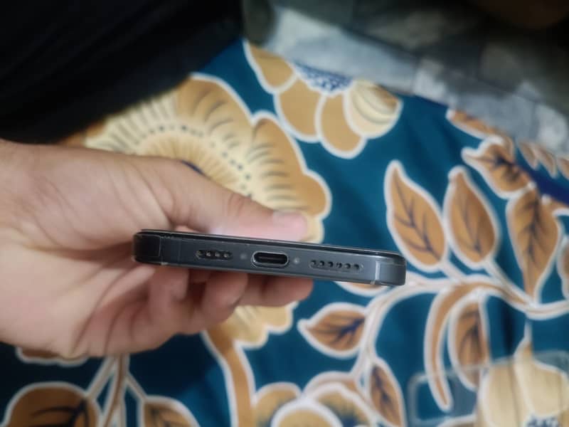 Iphone 15 Pro Max 3