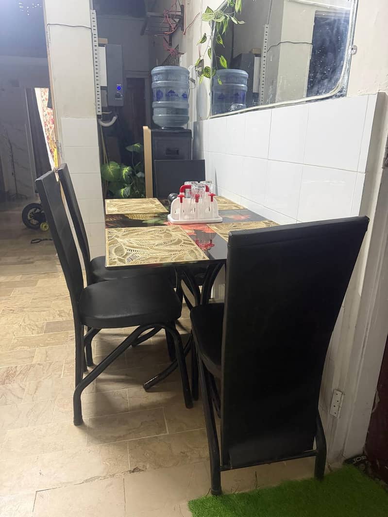 Dining Table with 4 Chairs 2